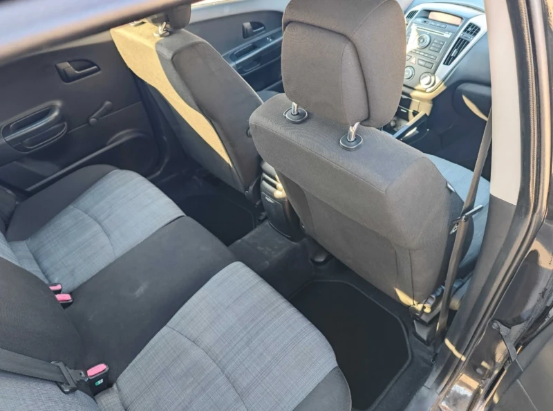 Kia Ceed, снимка 6 - Автомобили и джипове - 52662962
