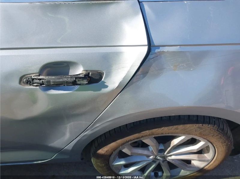 Audi A4 Подгрев* Keyless* Камера* Панорама, снимка 8 - Автомобили и джипове - 53250600