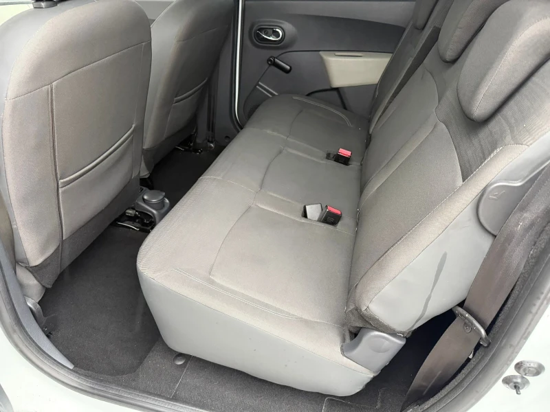 Dacia Lodgy 1.5DCI KLIMATIK EVRO 5B ЛИЗИНГ!!!, снимка 16 - Автомобили и джипове - 53286680