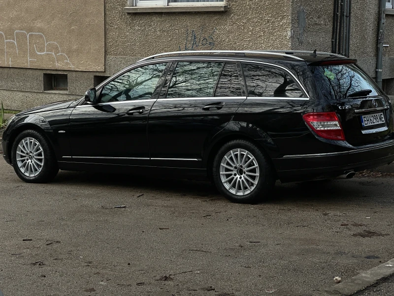 Mercedes-Benz C 220 2.2CDI, снимка 13 - Автомобили и джипове - 53570356