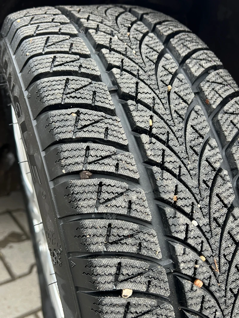 Mercedes-Benz C 220 2.2CDI, снимка 9 - Автомобили и джипове - 53570356