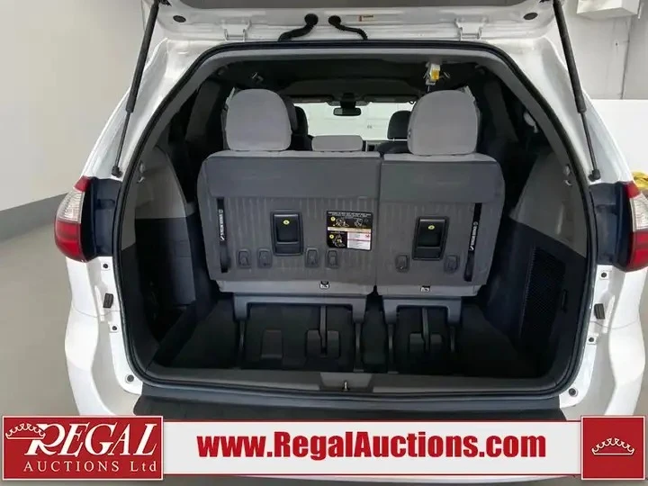 Toyota Sienna Automatic | Mobile.bg � ����������� 9