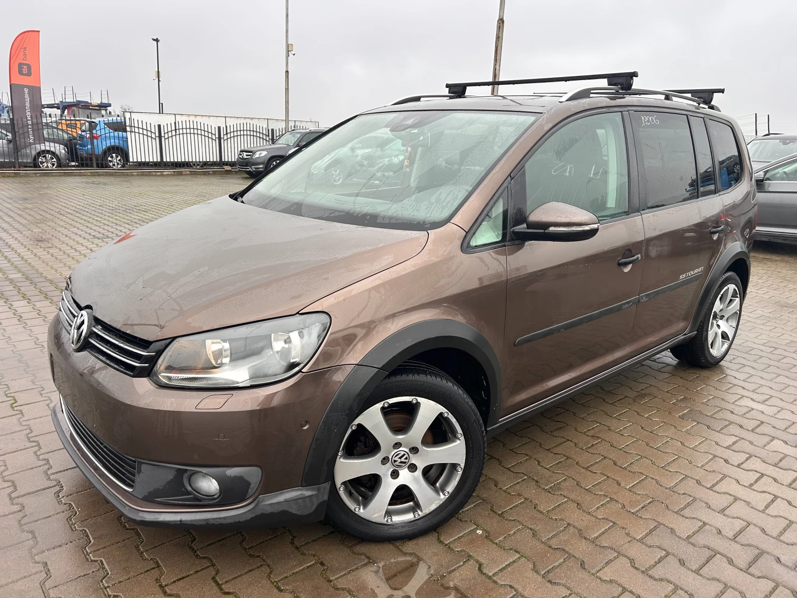 VW Touran CROSS 1.6TDI 6+ 1 NAVI/PANORAMA EURO 5, снимка 1
