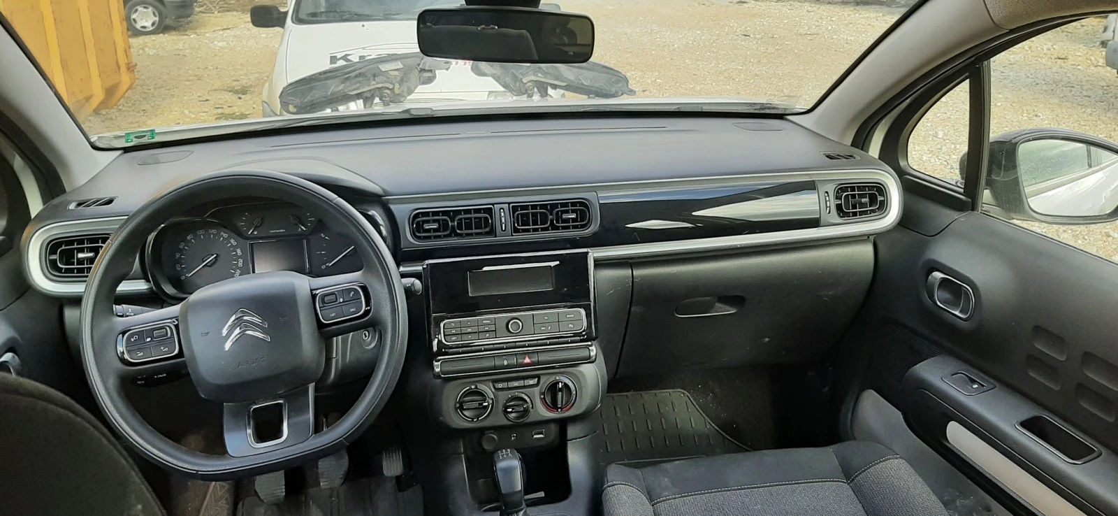 Citroen C3 2 бр,  1.2i | Mobile.bg — изображение 13