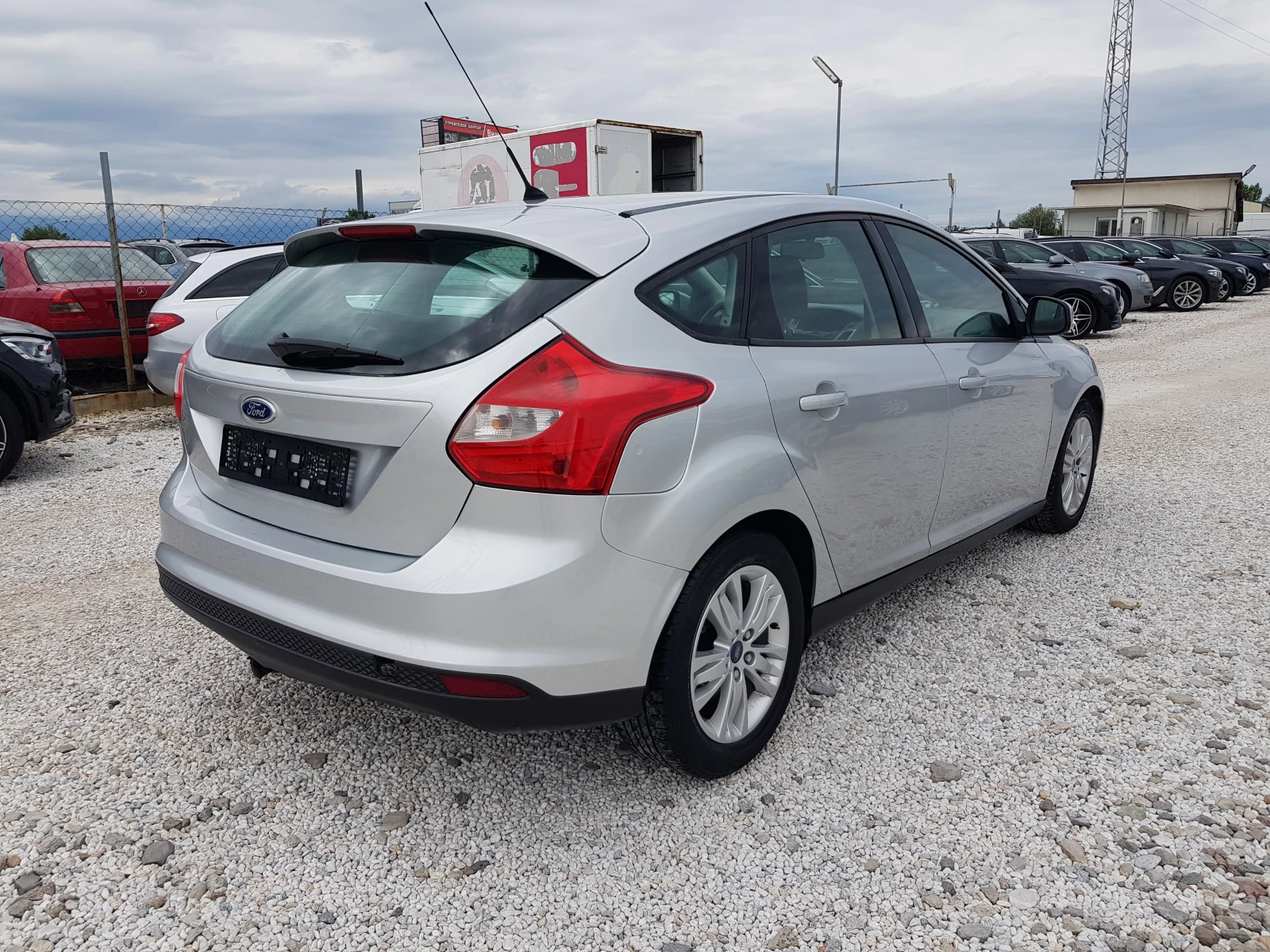Ford Focus 1.6 - 116 к.с. ЛИЗИНГ - изображение 5
