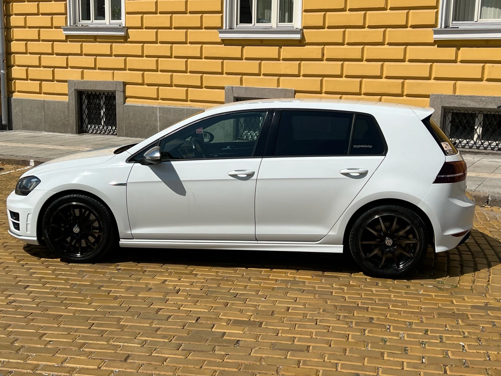 VW Golf 7 R - изображение 6