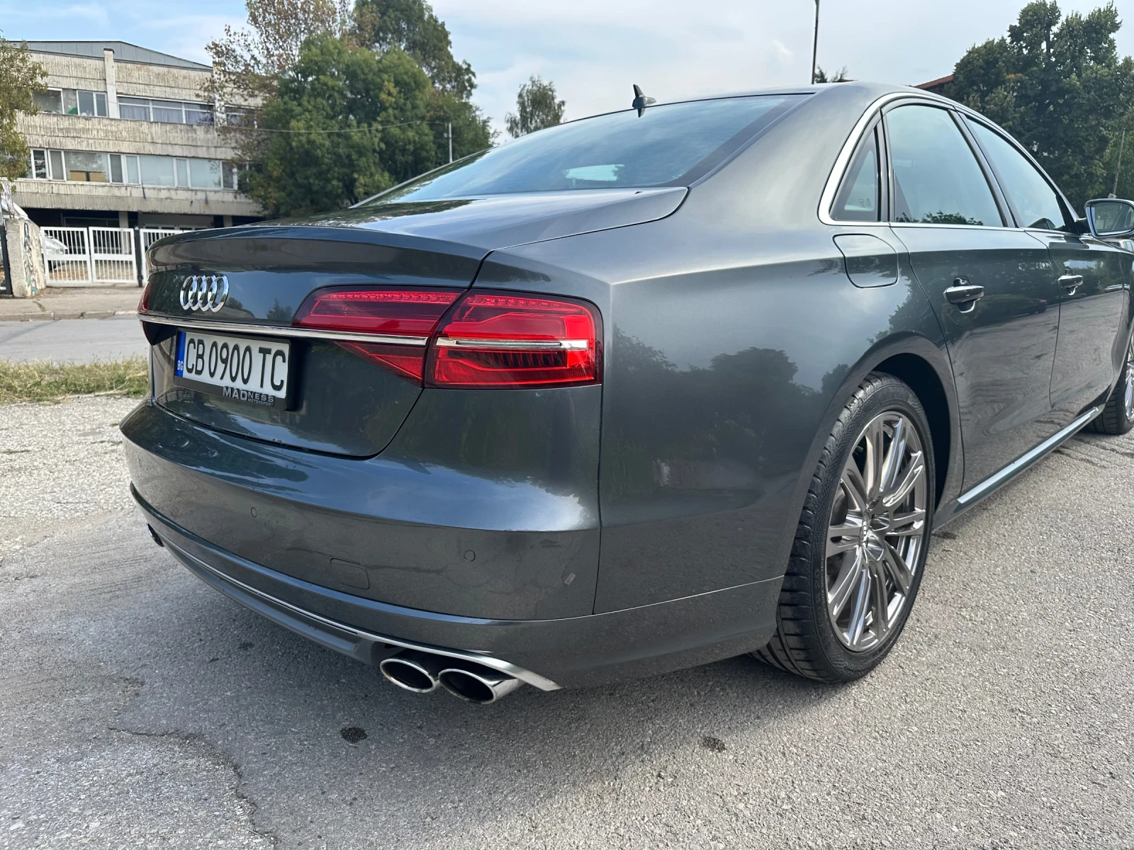 Audi S8  - изображение 4