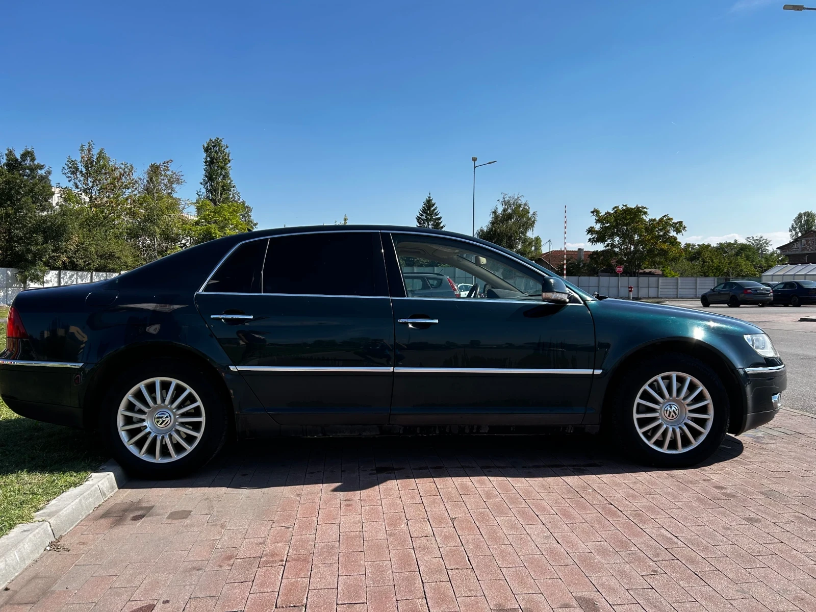 VW Phaeton 3.0TDI Facelift  - изображение 4