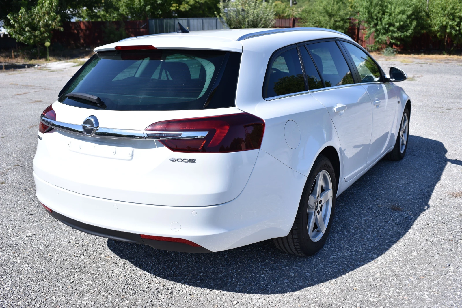 Opel Insignia Sports Tourer SW - изображение 5