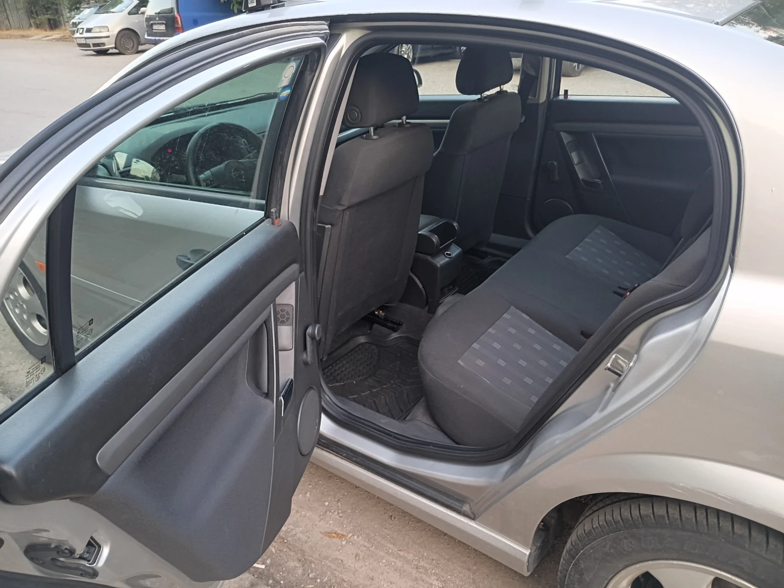 Opel Vectra 1.8 Газ/Бензин  - изображение 10
