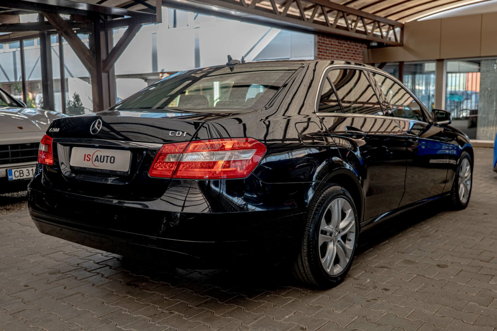 Mercedes-Benz E 200 CDI/BlueEfficiency/Амбиент/Collision Prevention As - изображение 6