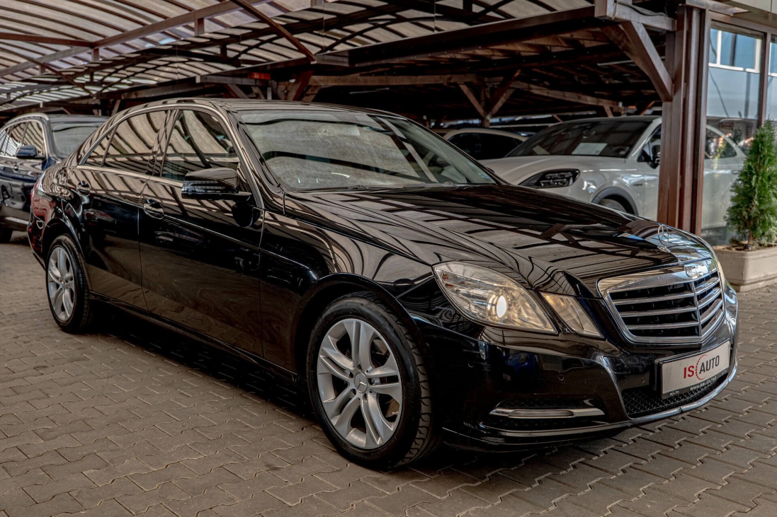 Mercedes-Benz E 200 CDI/BlueEfficiency/Амбиент/Collision Prevention As - изображение 2