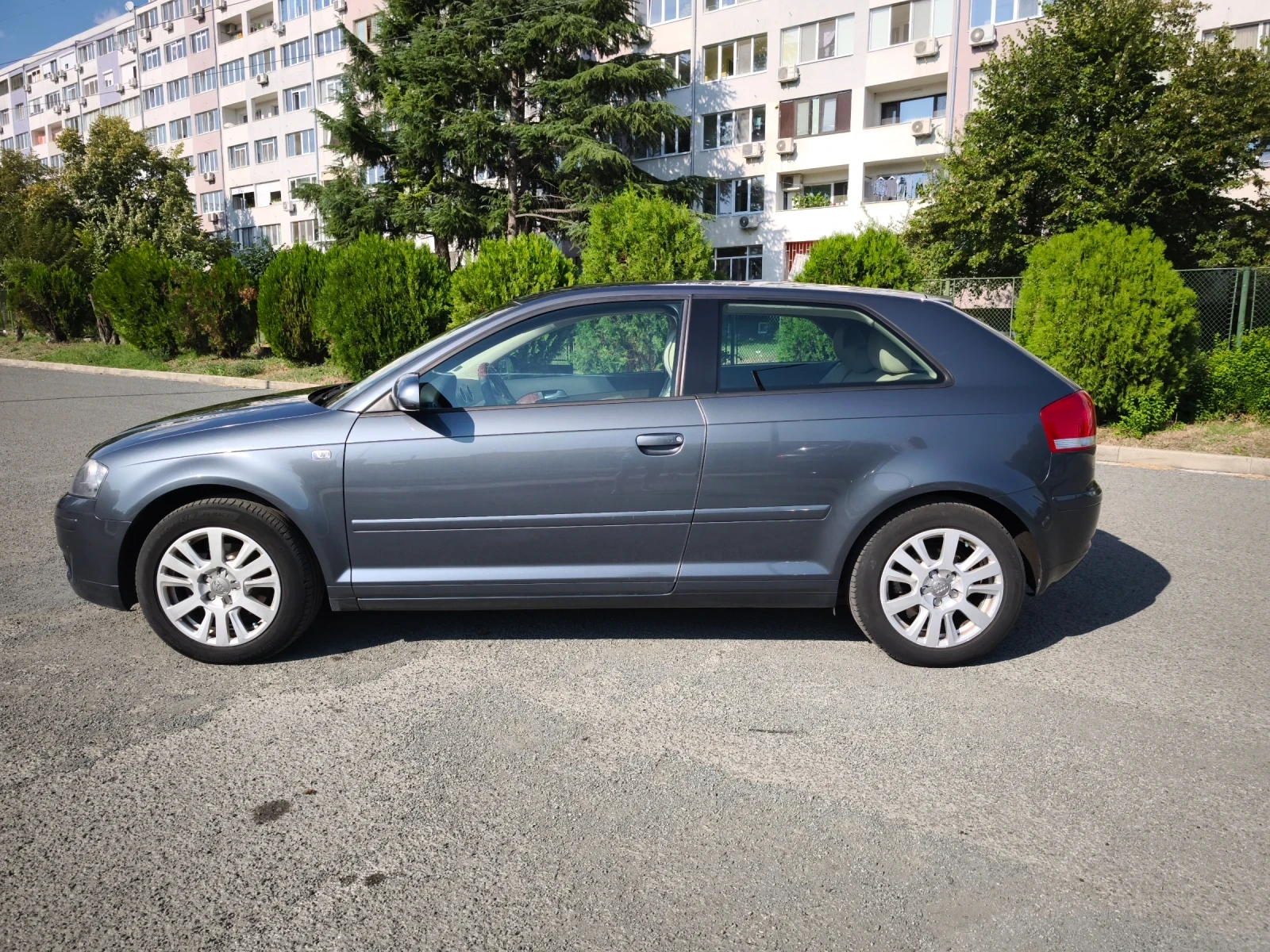 Audi A3 FSI 2.0 - изображение 8