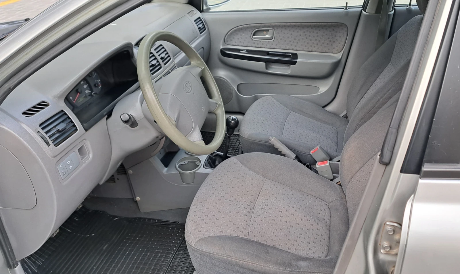 Kia Rio 1.5/90ps/2006. | Mobile.bg   7