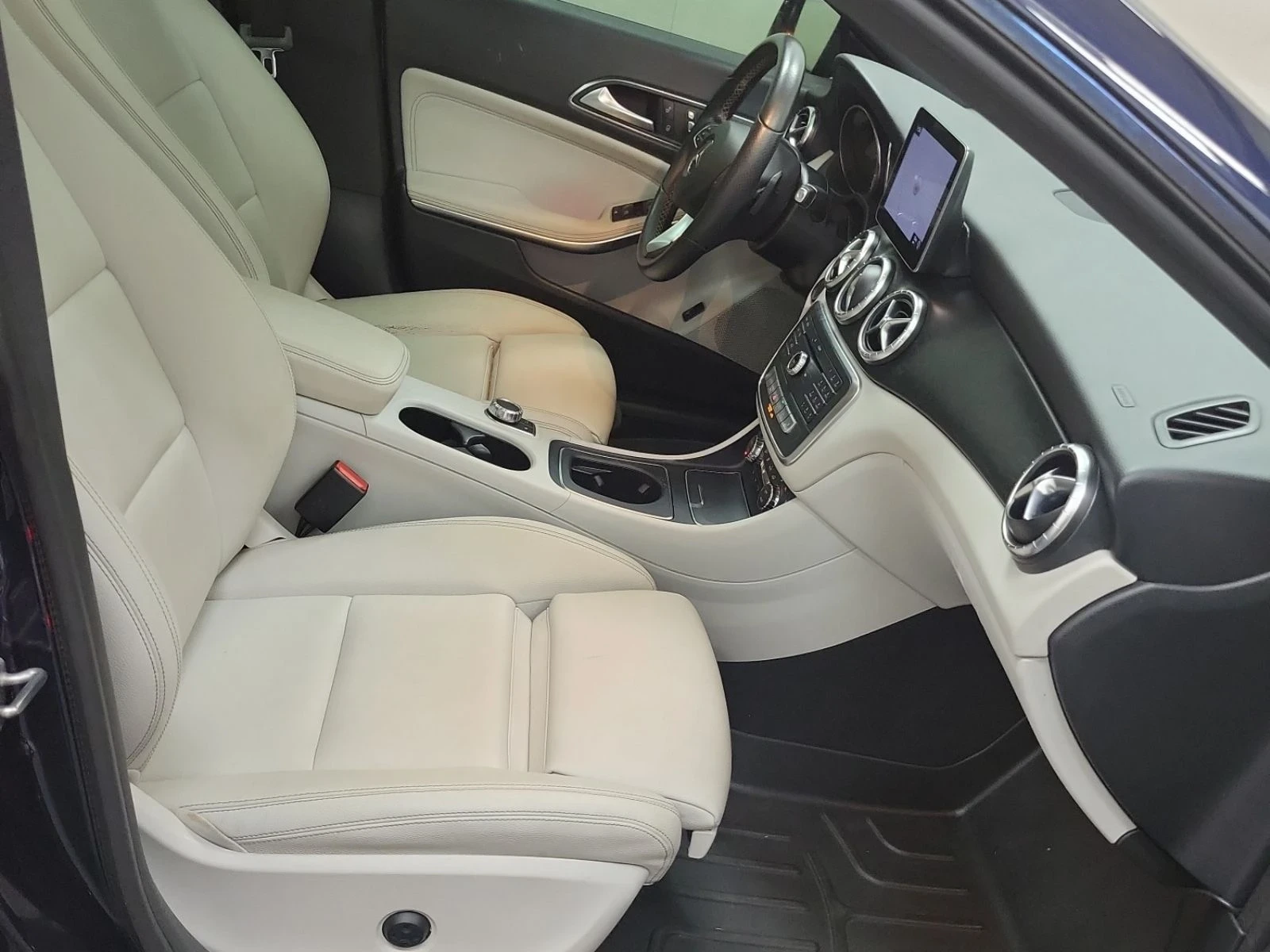 Mercedes-Benz CLA 250 AMG-line* 4Matic* Harman/Kardon* Ambient* *  | Mobile.bg   12