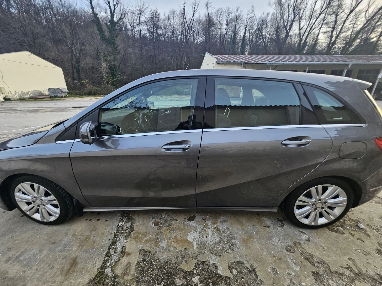 Mercedes-Benz B 180 ПОДГРЕВ* DISTRONIC * ЕВРО 6* ПАНОРАМА* 6 СКОРОСТИ  - изображение 5