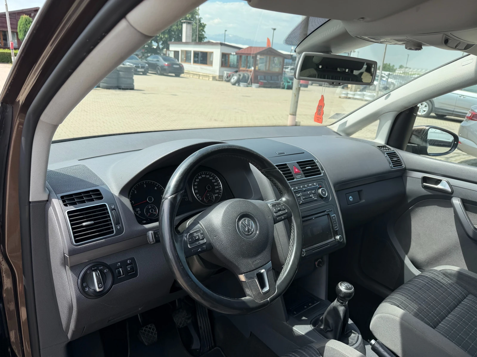 VW Touran CROSS 1.6TDI 6+ 1 NAVI/PANORAMA EURO 5 | Mobile.bg � ����������� 12