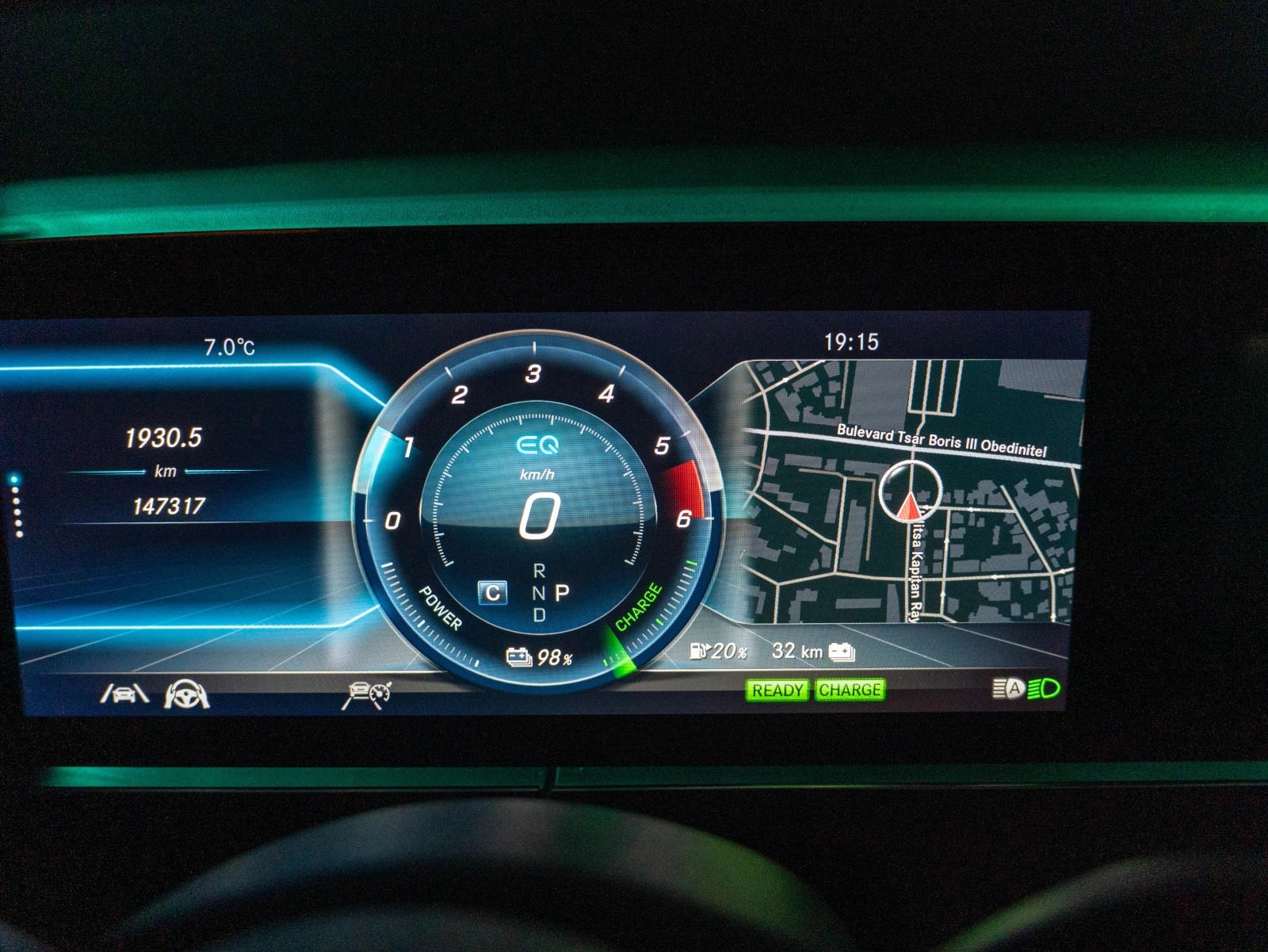 Mercedes-Benz E 300 AMG Line Distronic Burmester Digital Panorama 9G | Mobile.bg � ����������� 11