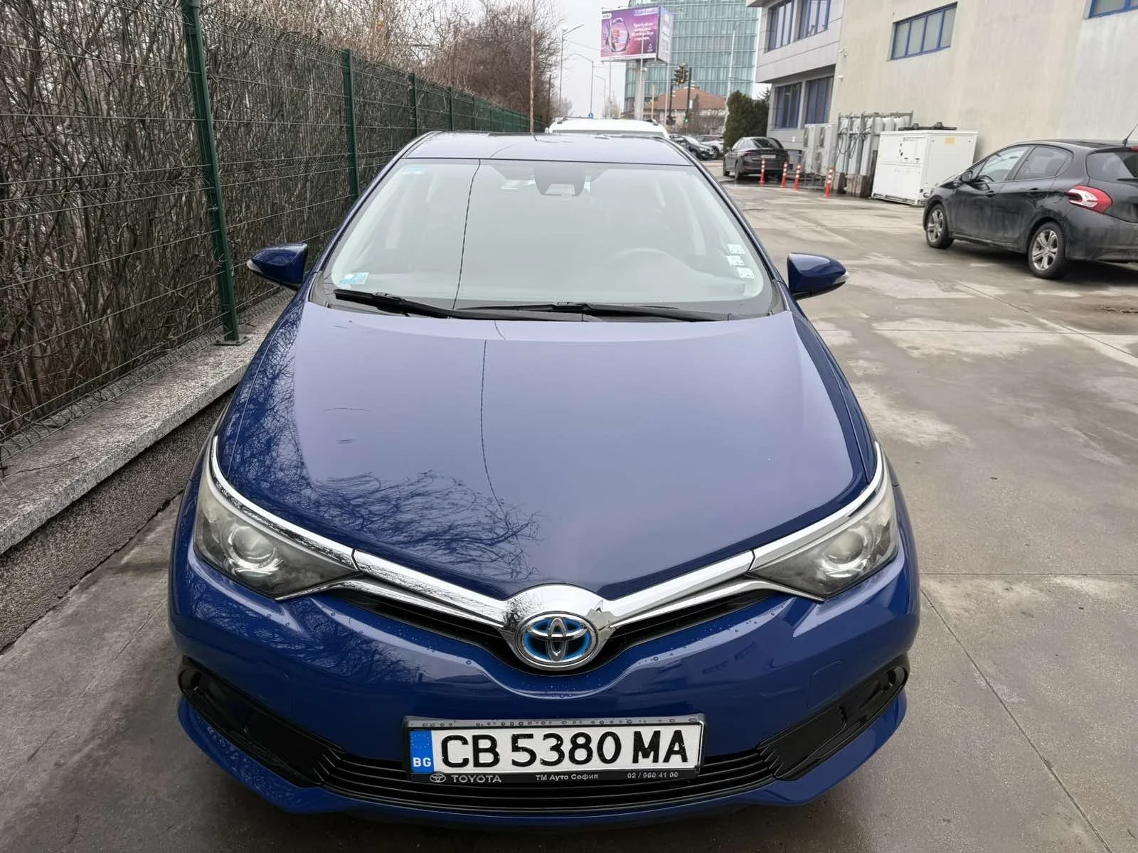 Toyota Auris  - изображение 9
