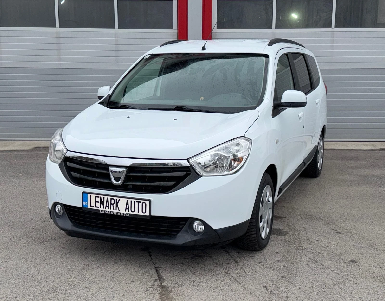 Dacia Lodgy 1.5DCI KLIMATIK EVRO 5B ЛИЗИНГ!!! - изображение 4
