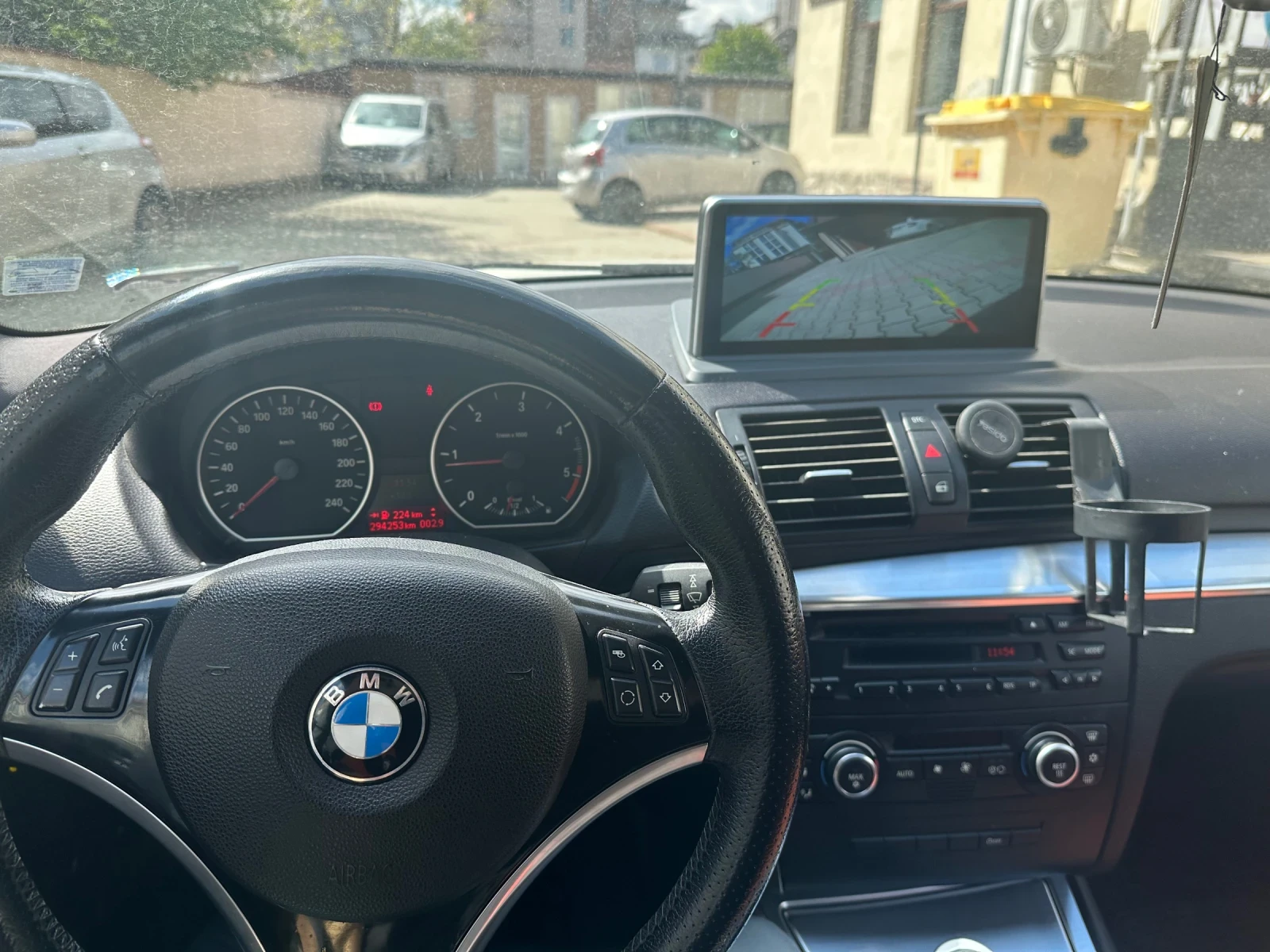 BMW 118, снимка 6 - Автомобили и джипове - 54157619