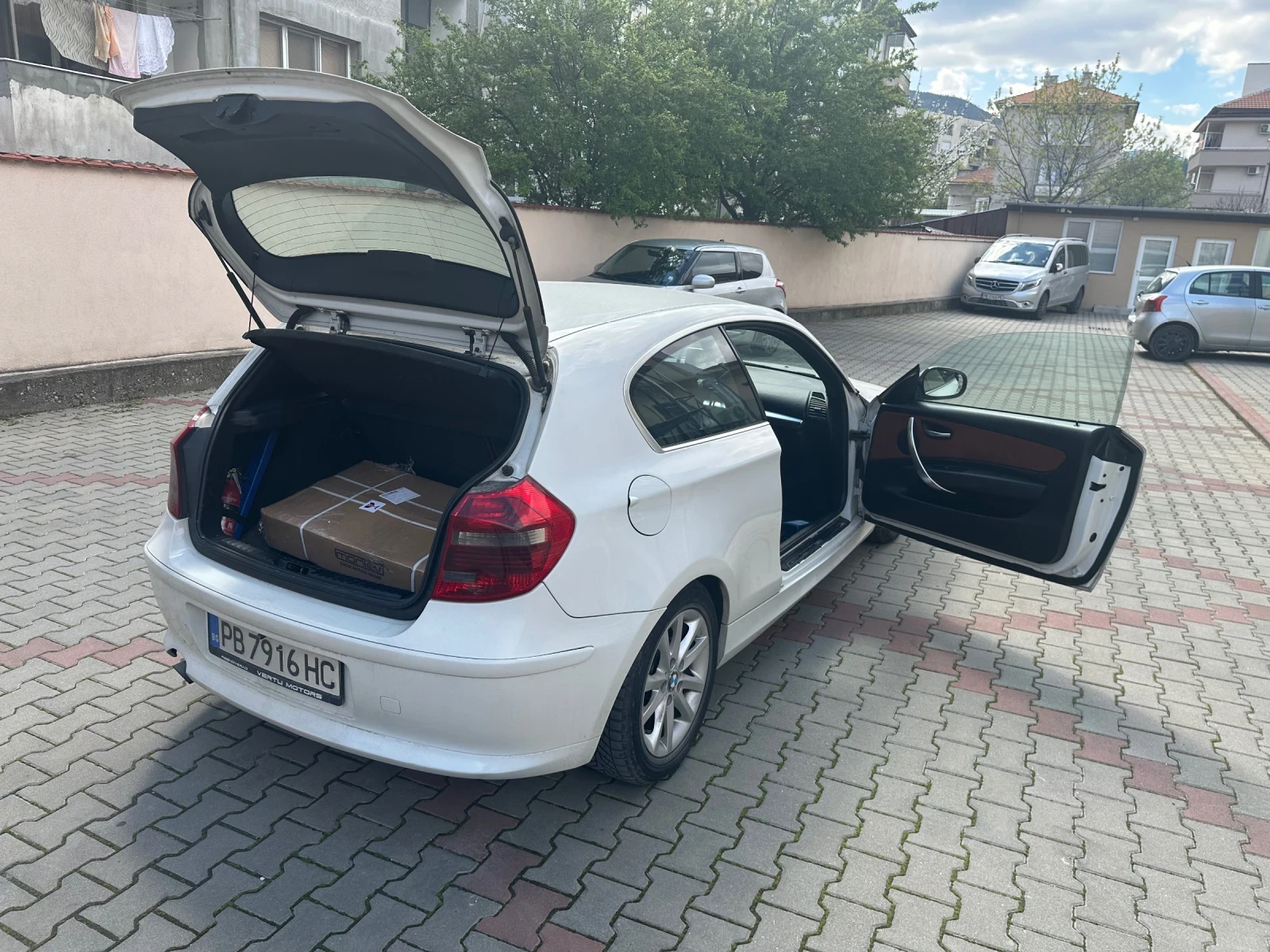 BMW 118, снимка 3 - Автомобили и джипове - 54157619