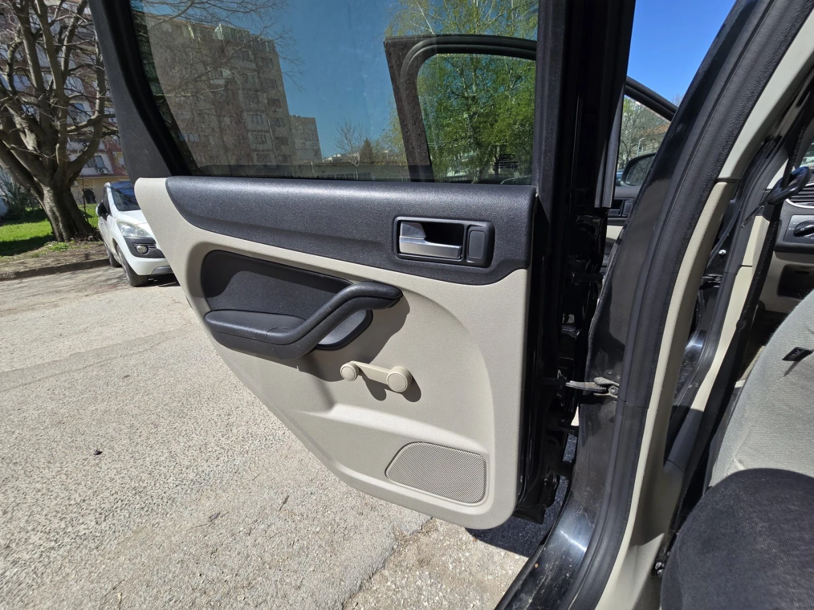 Ford Focus 1.8 TDCI, снимка 14 - Автомобили и джипове - 54173504