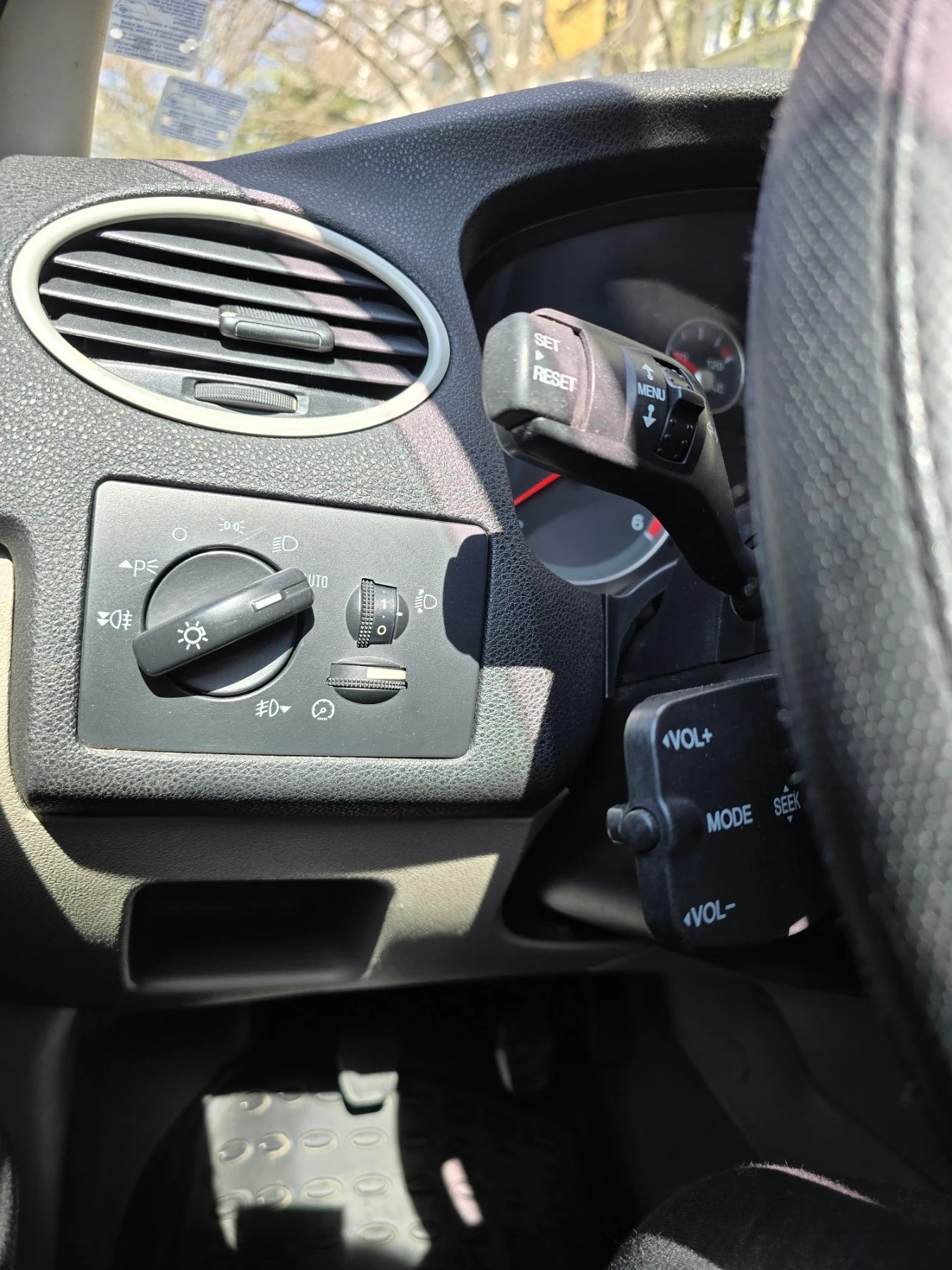 Ford Focus 1.8 TDCI, снимка 10 - Автомобили и джипове - 54173504