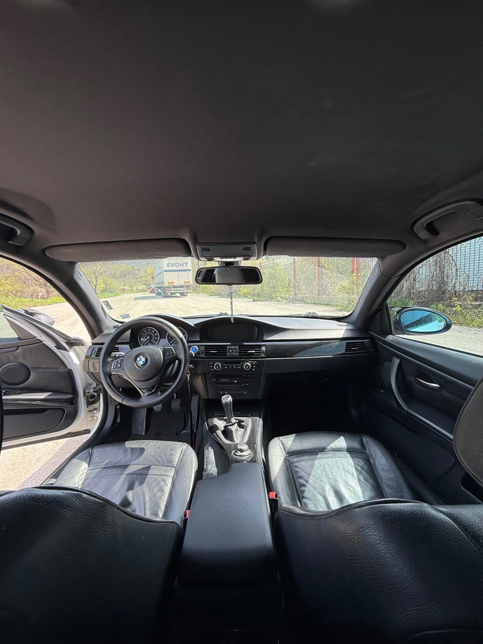 BMW 325 E92, снимка 11 - Автомобили и джипове - 54206607