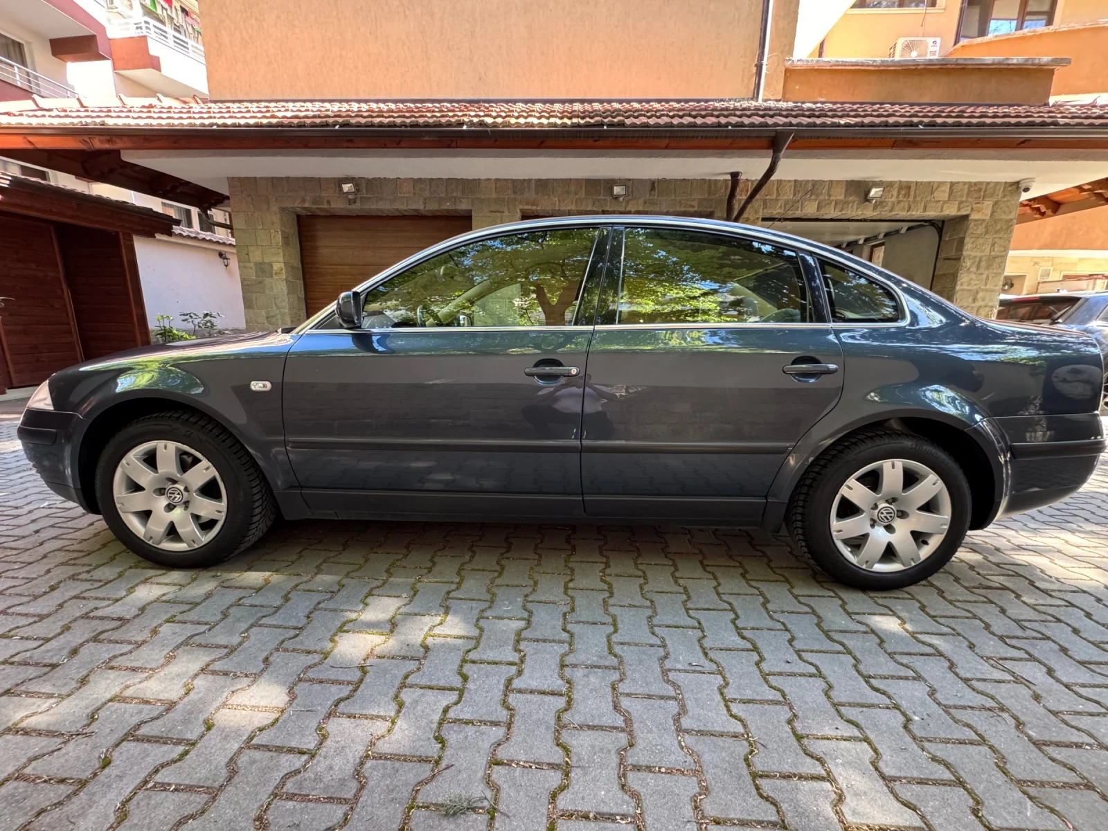 VW Passat, снимка 4 - Автомобили и джипове - 54320290