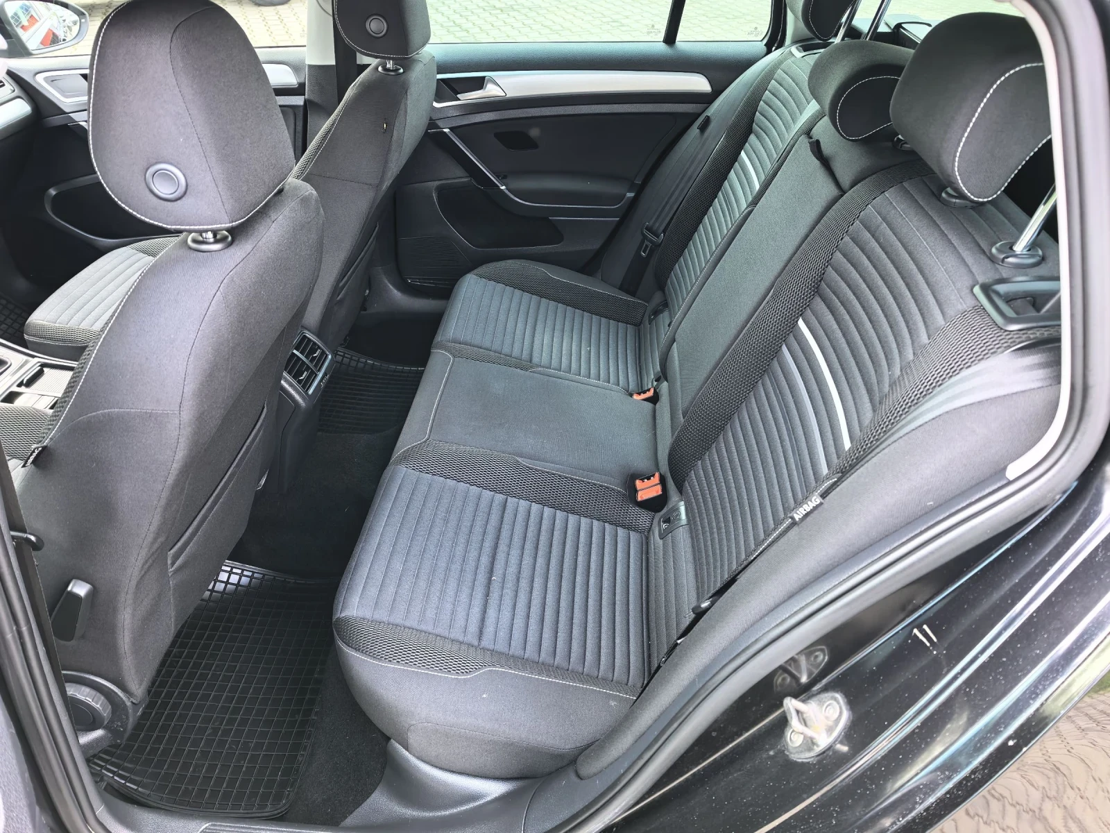 VW Golf Топ Състояние. 4х4.Обслужена. 2014г. , снимка 9 - Автомобили и джипове - 54357200