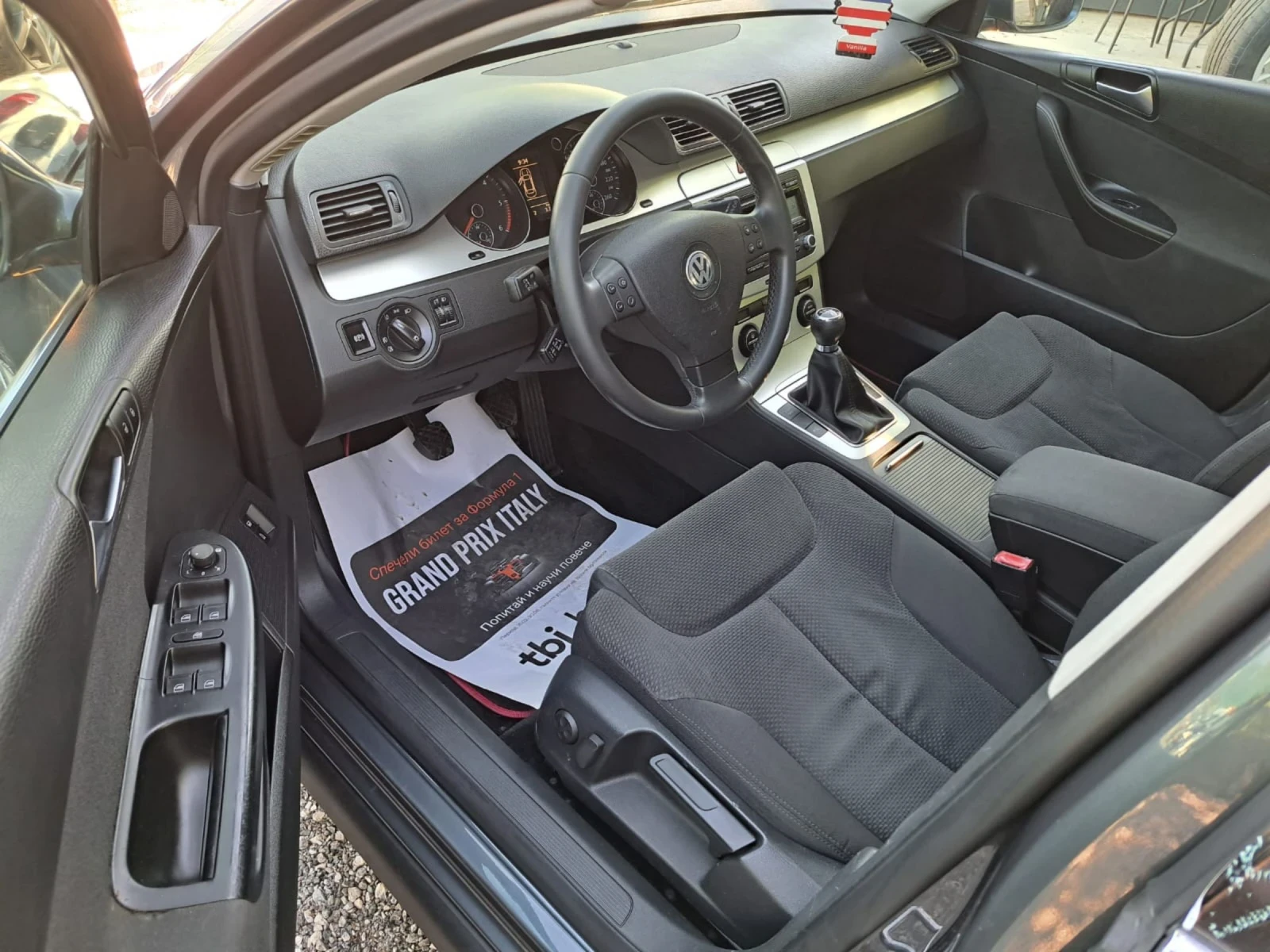 VW Passat 2.0/110 ITALIA, снимка 8 - Автомобили и джипове - 54703423
