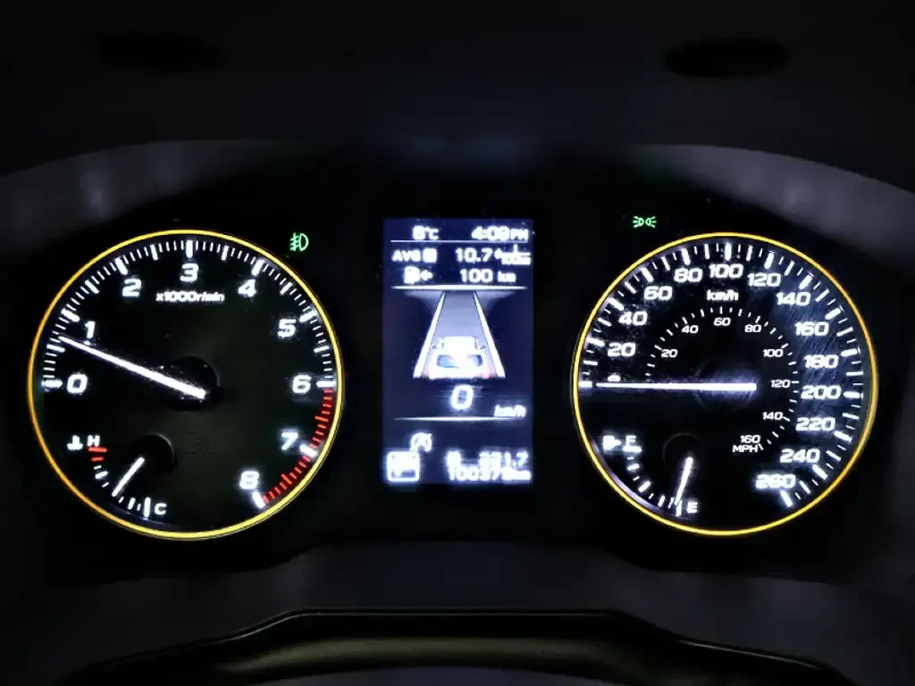Subaru Outback Wilderness AWD | Turbo | Moonroof | Камера | , снимка 12 - Автомобили и джипове - 55261581