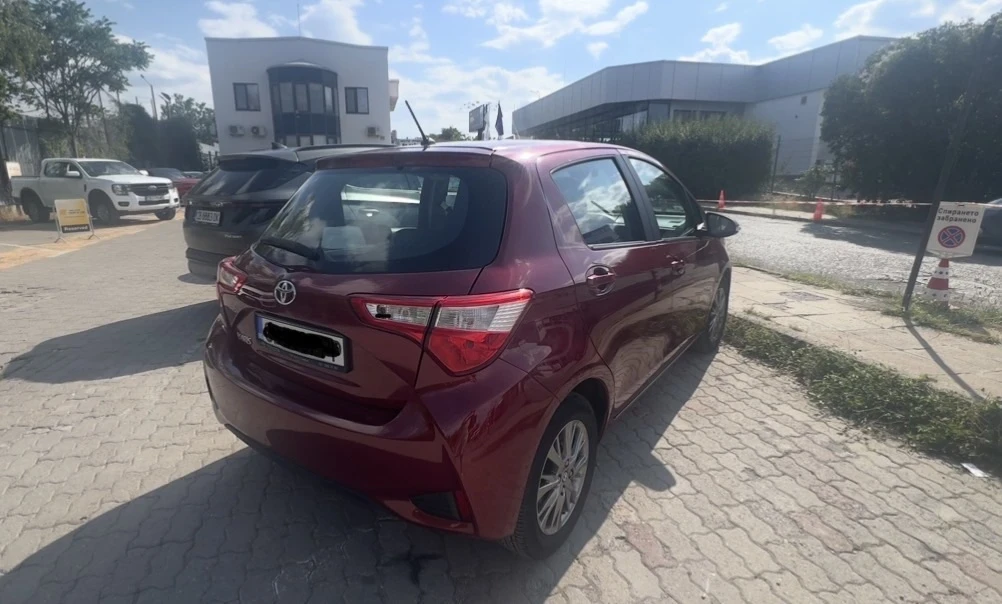 Toyota Yaris, снимка 14 - Автомобили и джипове - 55336932