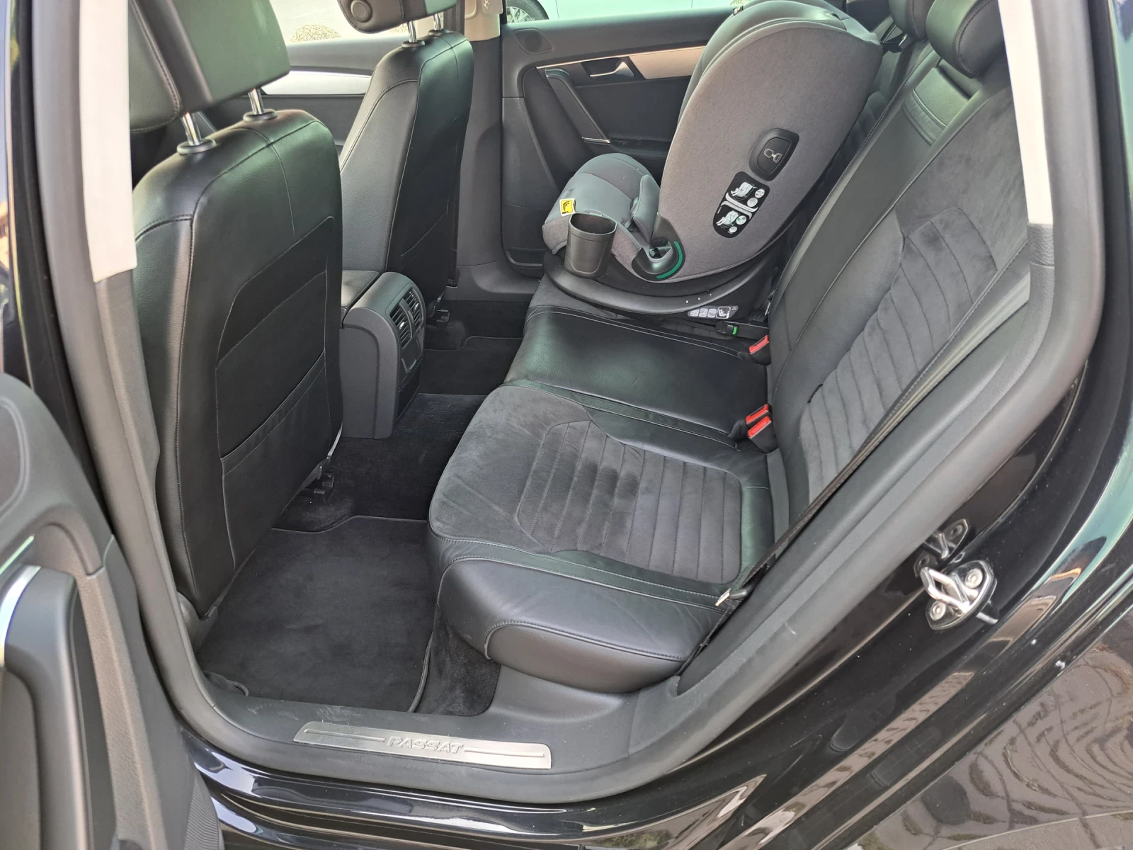VW Passat 2.0 tdi, снимка 2 - Автомобили и джипове - 56603230