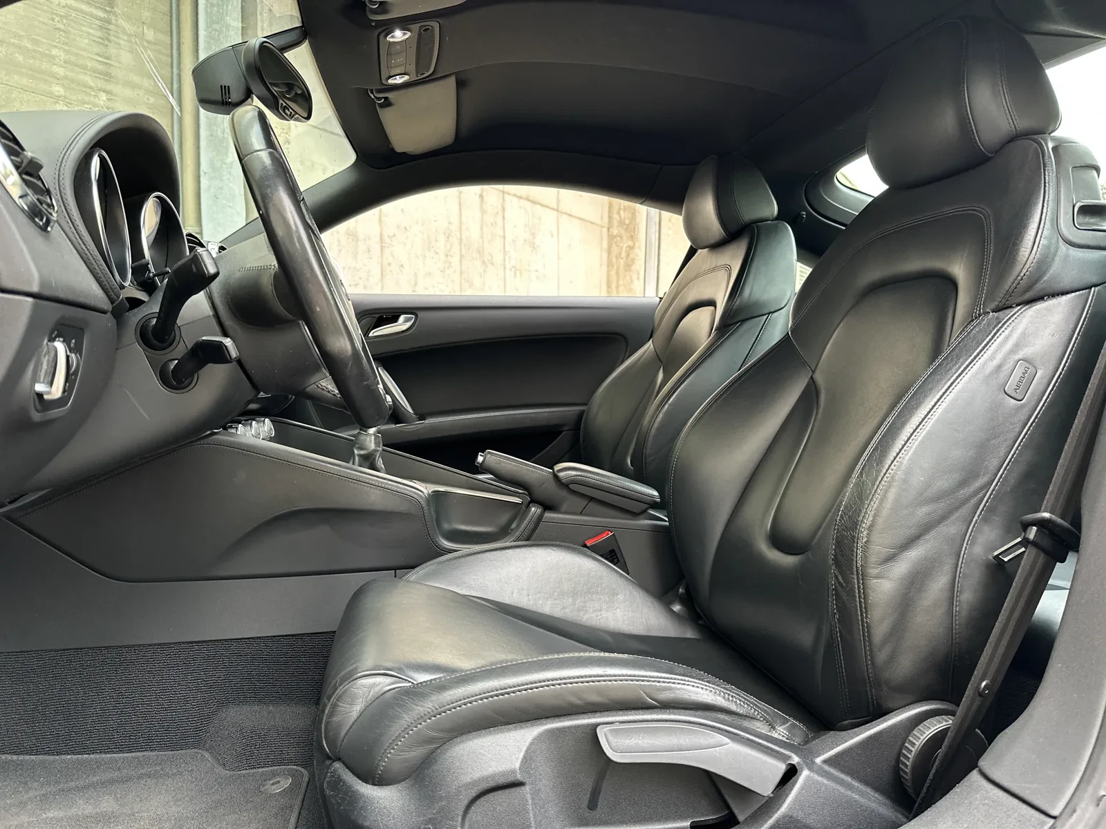 Audi Tt 1.8 TFSI 160hp, снимка 7 - Автомобили и джипове - 56635499