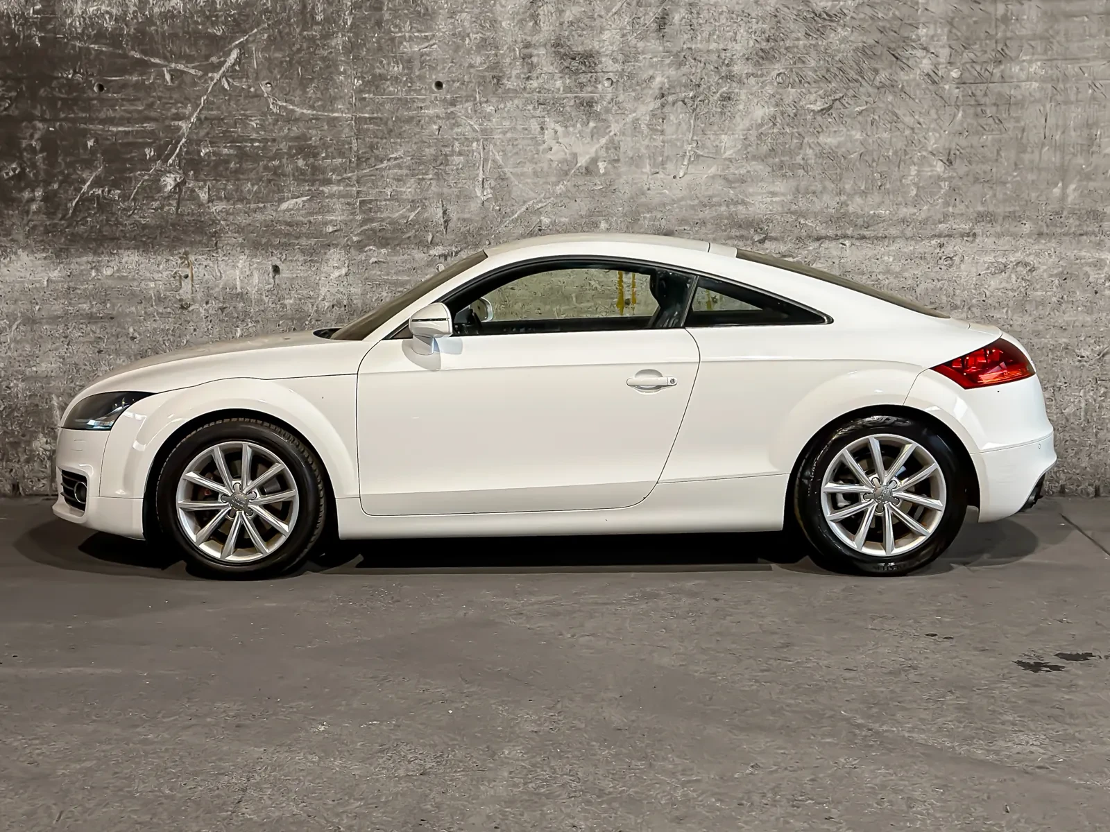 Audi Tt 1.8 TFSI 160hp, снимка 6 - Автомобили и джипове - 56635499