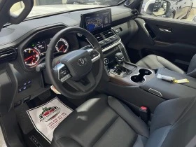 Toyota Land cruiser LC 300 ЧИСТО НОВА 6+ 1 ЛИЗИНГ, снимка 10