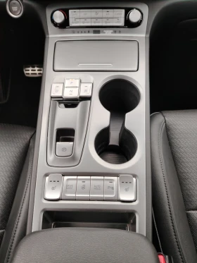 Hyundai Kona EV PREMIUM, снимка 10