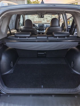 Toyota Rav4 2.2 D-4D Executive, снимка 9