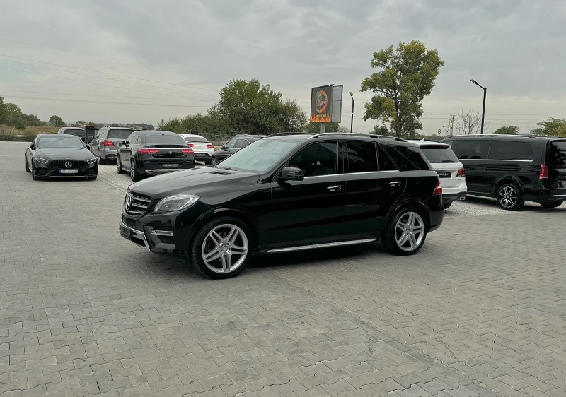 Mercedes-Benz ML 350 CDi AMG Pack Keyless/360Камера/Harman/Kardon, снимка 2 - Автомобили и джипове - 47480847