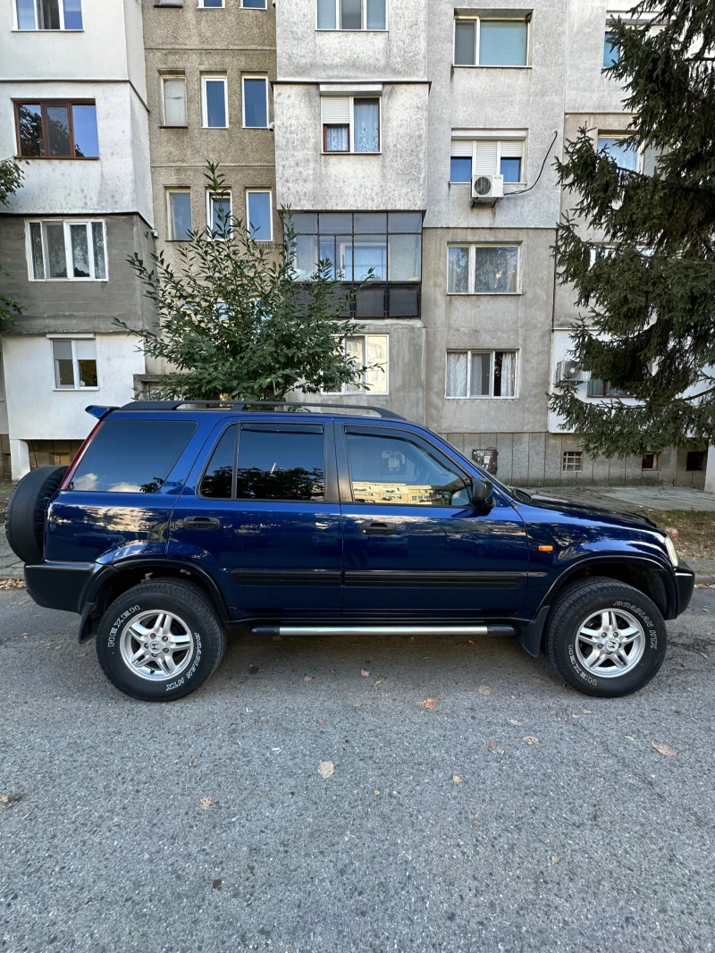 Honda Cr-v 2.0, снимка 2 - Автомобили и джипове - 47482371