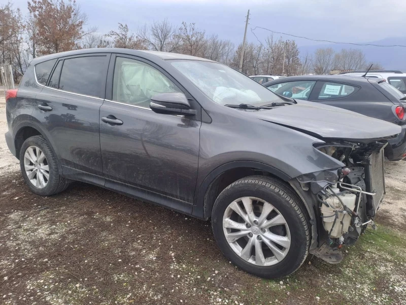 Toyota Rav4 2.2D-CAT, снимка 2 - Автомобили и джипове - 48982844