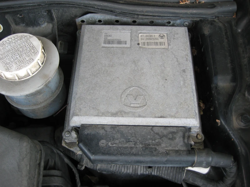 Mitsubishi Outlander 2.0MPI, снимка 14 - Автомобили и джипове - 52539194