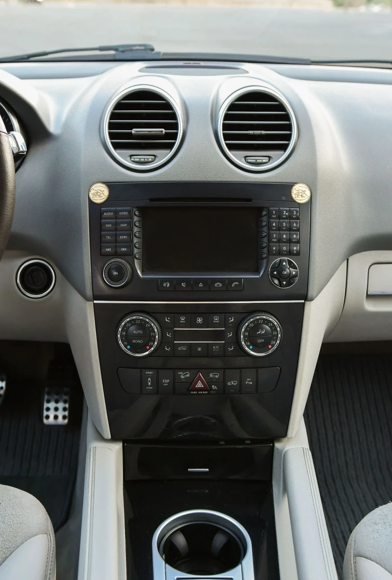 Mercedes-Benz ML 350 LPG, снимка 9 - Автомобили и джипове - 52831613