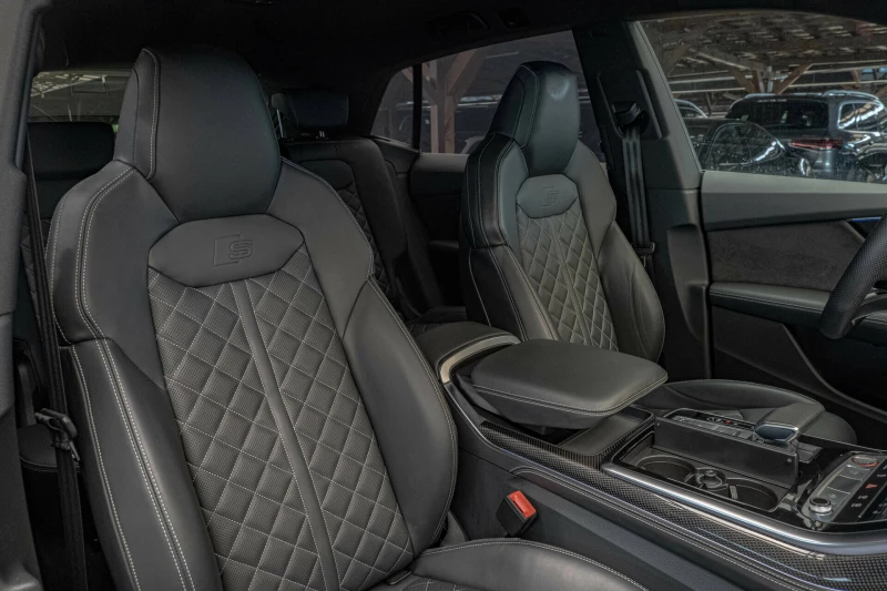 Audi SQ8 4.0TDI/Virtual/Обдухване/Distronic/Bang&Olufsen/4Z, снимка 9 - Автомобили и джипове - 51159408