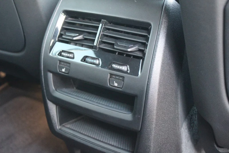 BMW X5 30d/X-DRIVE/M-SPORT/286HP/CAM/21/LCP/DAB/NAVI/127D, снимка 13 - Автомобили и джипове - 51923727