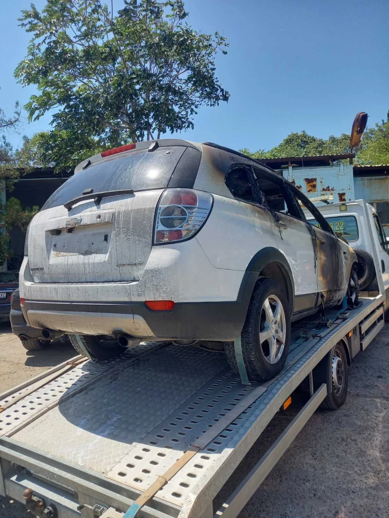 Chevrolet Captiva, снимка 4 - Автомобили и джипове - 52643758