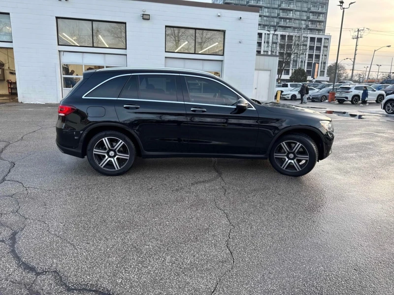 Mercedes-Benz GLC 300  CARFAX, снимка 3 - Автомобили и джипове - 53044204