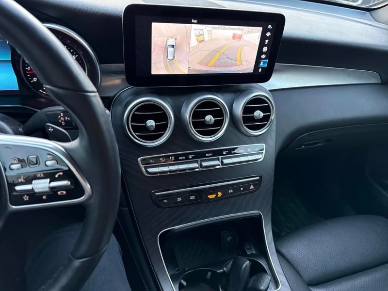 Mercedes-Benz GLC 300  CARFAX, снимка 9 - Автомобили и джипове - 53044204